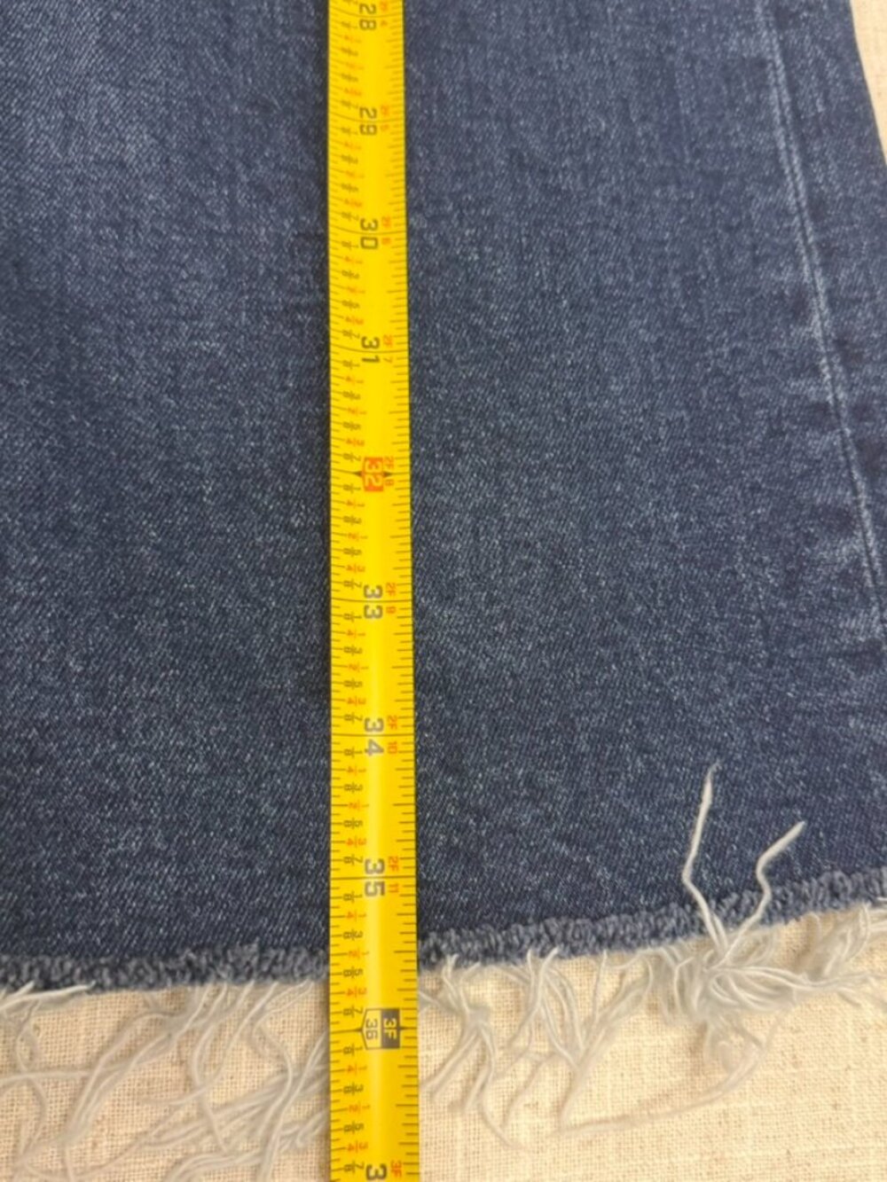 Zara High Rise Raw Hem Wide Leg Jeans Women’s Size 12 Dark Wash Stretch Denim - Picture 7 of 8
